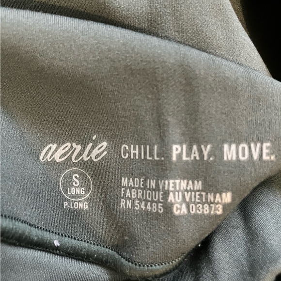 OFFLINE BY AERIE Sage Green Real Me 7/8 Hi Rise Leggings Size Small Long - Picture 3 of 3